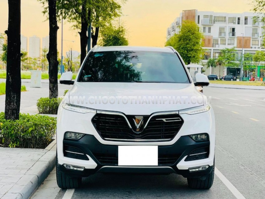 VinFast Lux SA 2.0 Plus 2.0 AT 2019