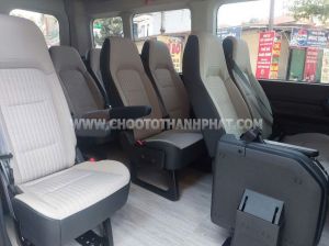 Xe Ford Transit Premium 2025