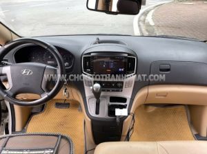 Xe Hyundai Grand Starex 2.4 AT 2016