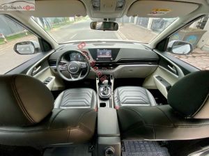 Xe Kia Carens 1.5G Luxury 2024