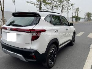Xe Kia Seltos Luxury 1.6 AT 2024