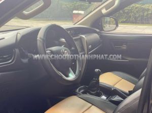 Xe Toyota Fortuner 2.4G 4x2 MT 2019