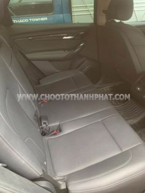Xe VinFast VF8 Eco 2025