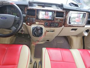 Xe Ford Transit Limousine 2017