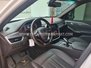 Xe VinFast Lux SA 2.0 Base 2.0 AT 2019