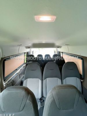 Xe Ford Transit Tiêu chuẩn 2022